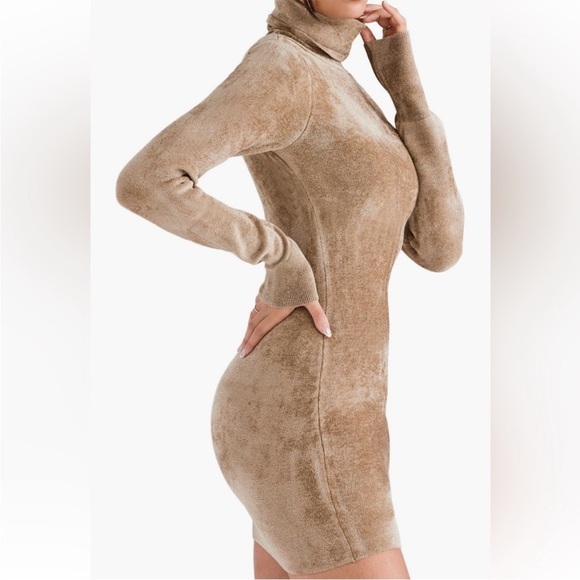 HOUSE OF CB Taya Long Sleeve Curvy Turtleneck Chenille Minidress Taupe Musk::NEW - Picture 3 of 6
